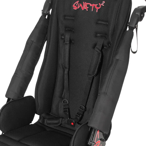 Protectie cadru neagra pentru caruciorul reha Swifty 2 pentru confort si siguranta