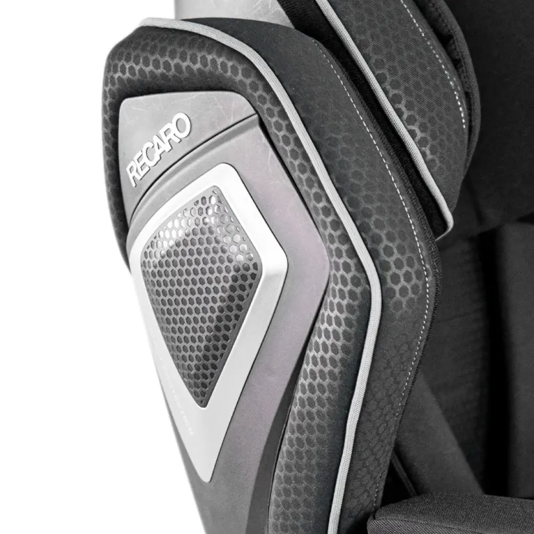 2025_09_recaro_axion_1_reha_seitenaufprallschutz-82d15427