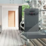 Platformă pentru scări curbe NEXT cu parcare la 90 grade