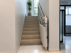 Platforme pentru scari inguste