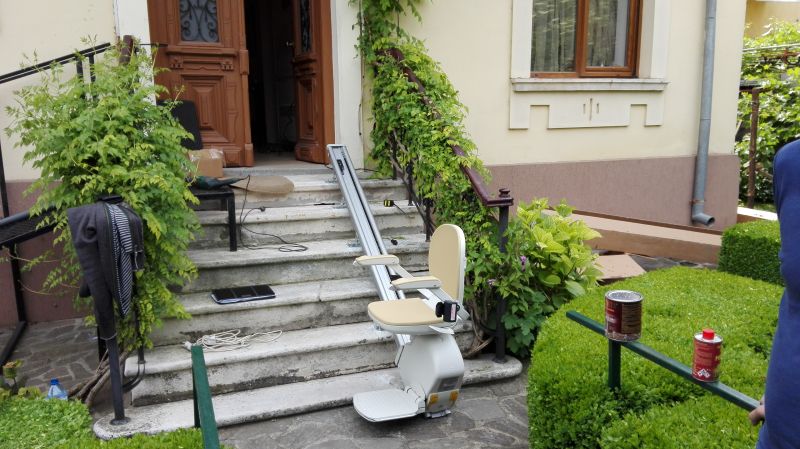 Șină pentru scaun electric Acorn 130 pe scări drepte
